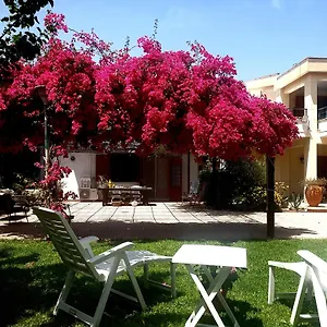 Ferienhaus La Depandance Di Rosa Locazioni Brevi, Mondello